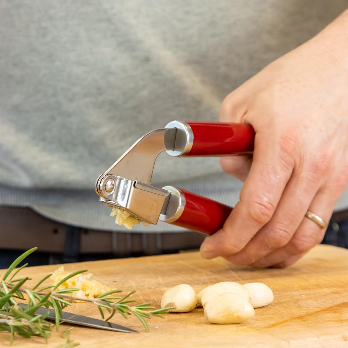 kitchenaid-knoblauchpresse-edelstahl-empire-rot-sp-lmaschinenfest image 5