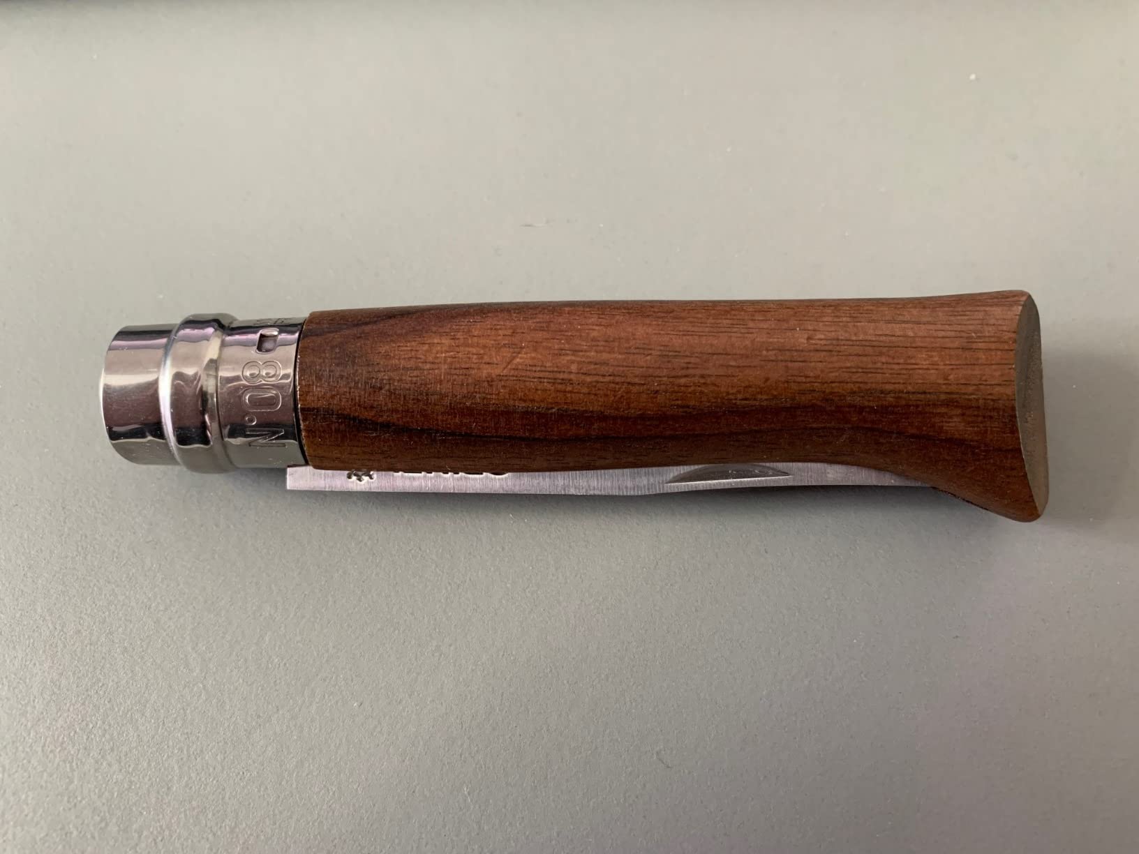 Solides Taschenmesser