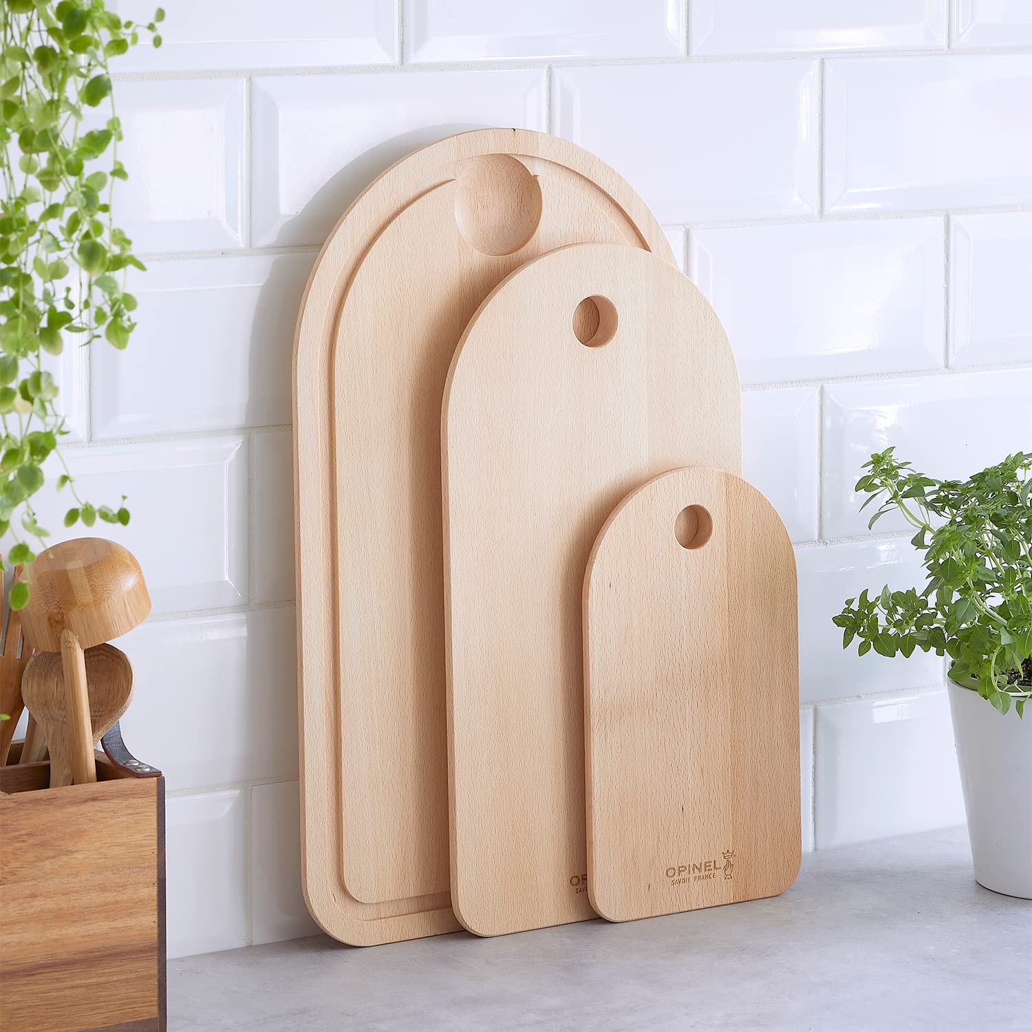 opinel-schneidebrett-grande-254569-gro-es-buchenholzbrett-mit-saftrille-275-x-47 image 6
