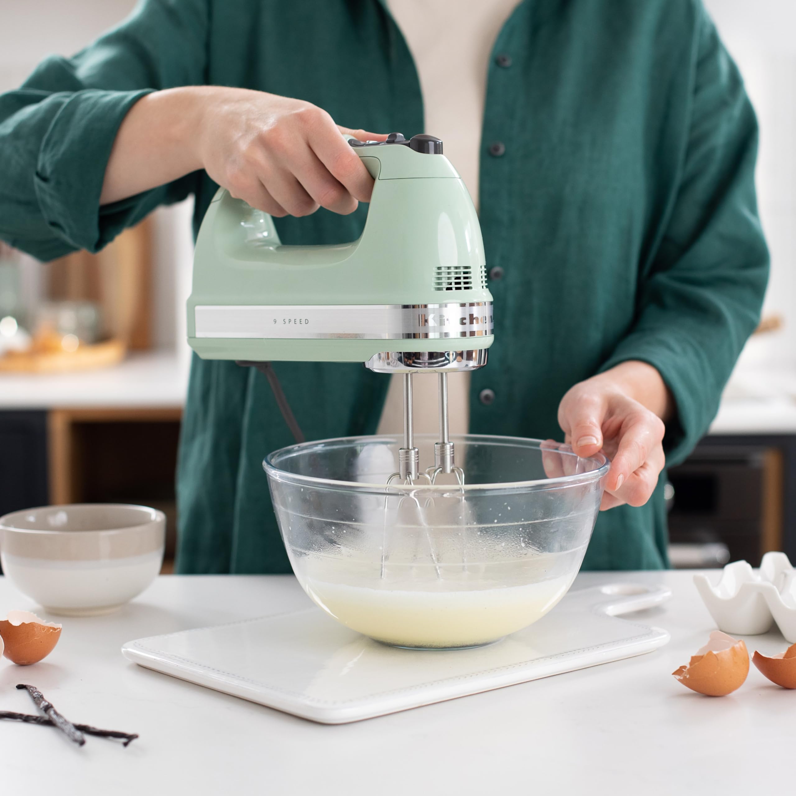 kitchenaid-9-gang-handmixer-5khm9212bpt-pistazie-mit-5-edelstahl-zubeh-rteilen image 3