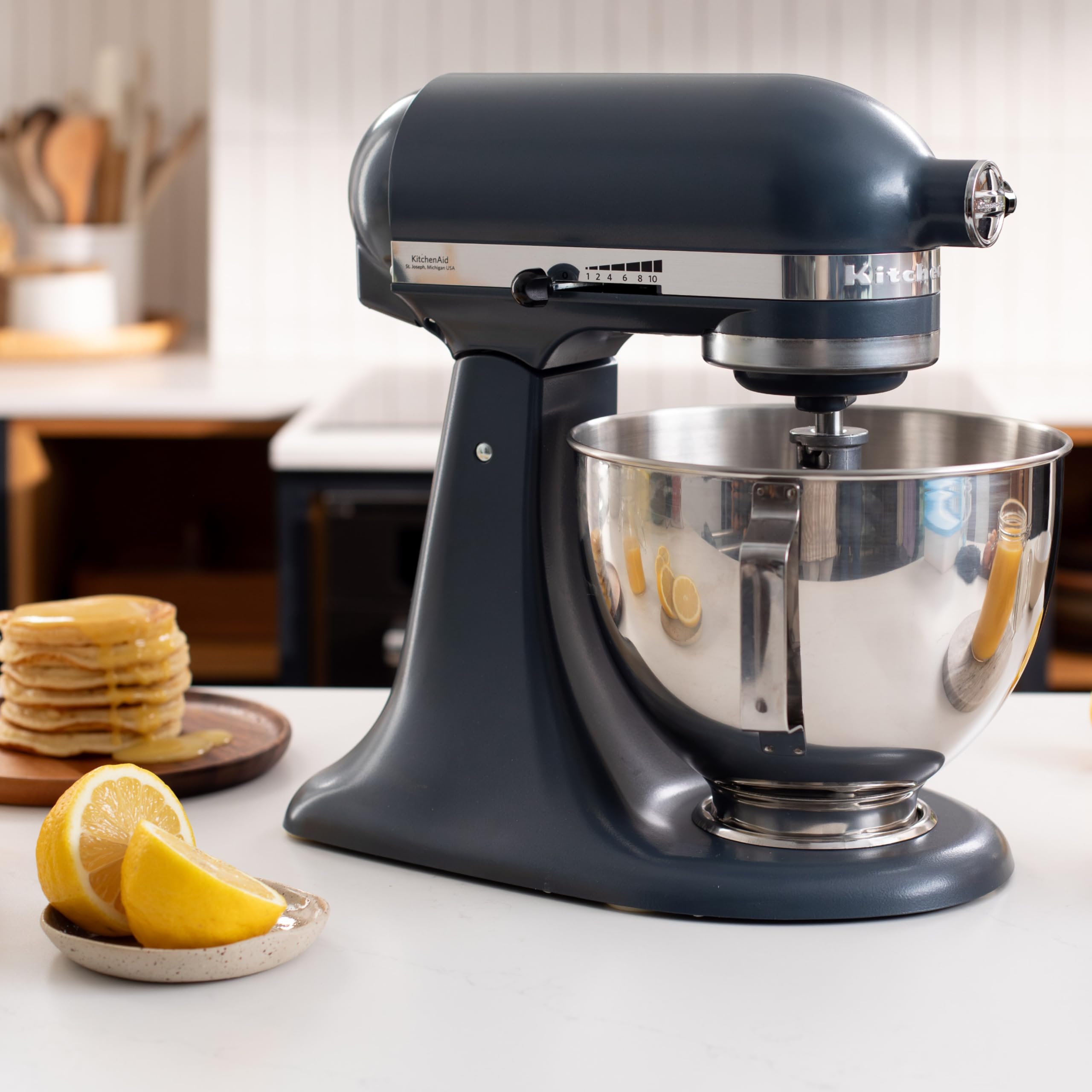 kitchenaid-classic-4-3l-k-chenmaschine-mit-schwenkkopf-10-stufen-blue-steel image 2